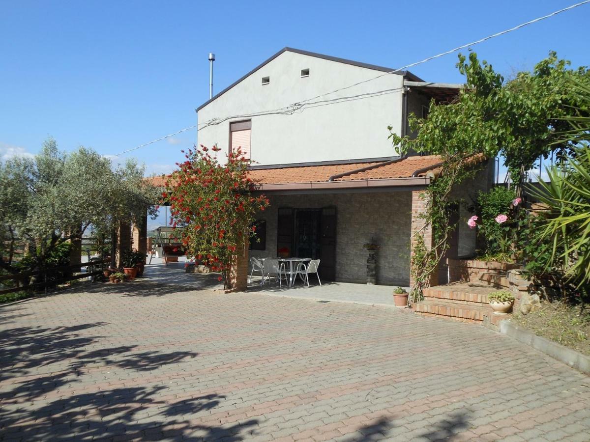 Bed House Floristella Villa Valguarnera Caropepe Ngoại thất bức ảnh